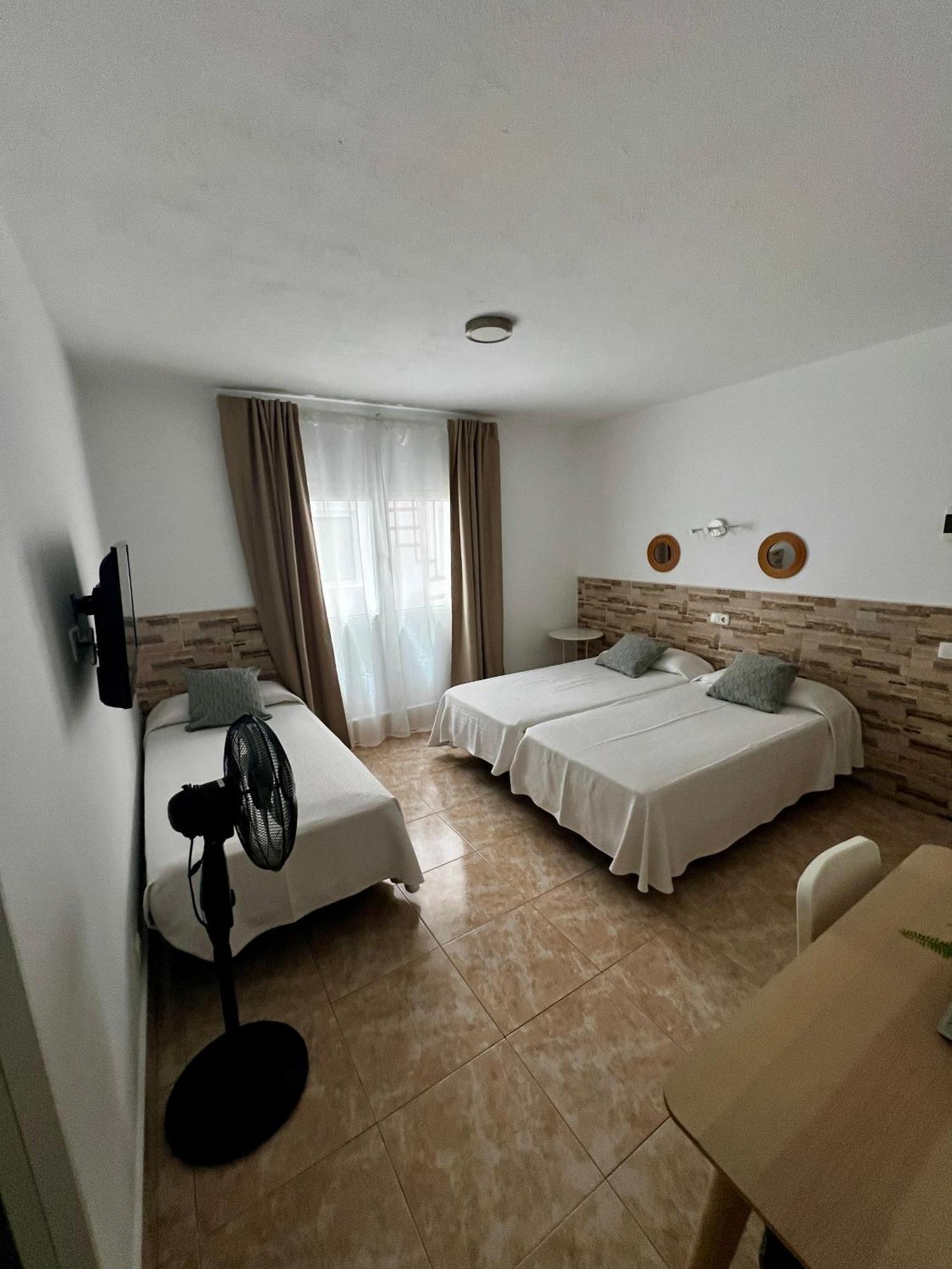 Hostal Residencia Cardona Arrecife (Lanzarote) Exterior foto