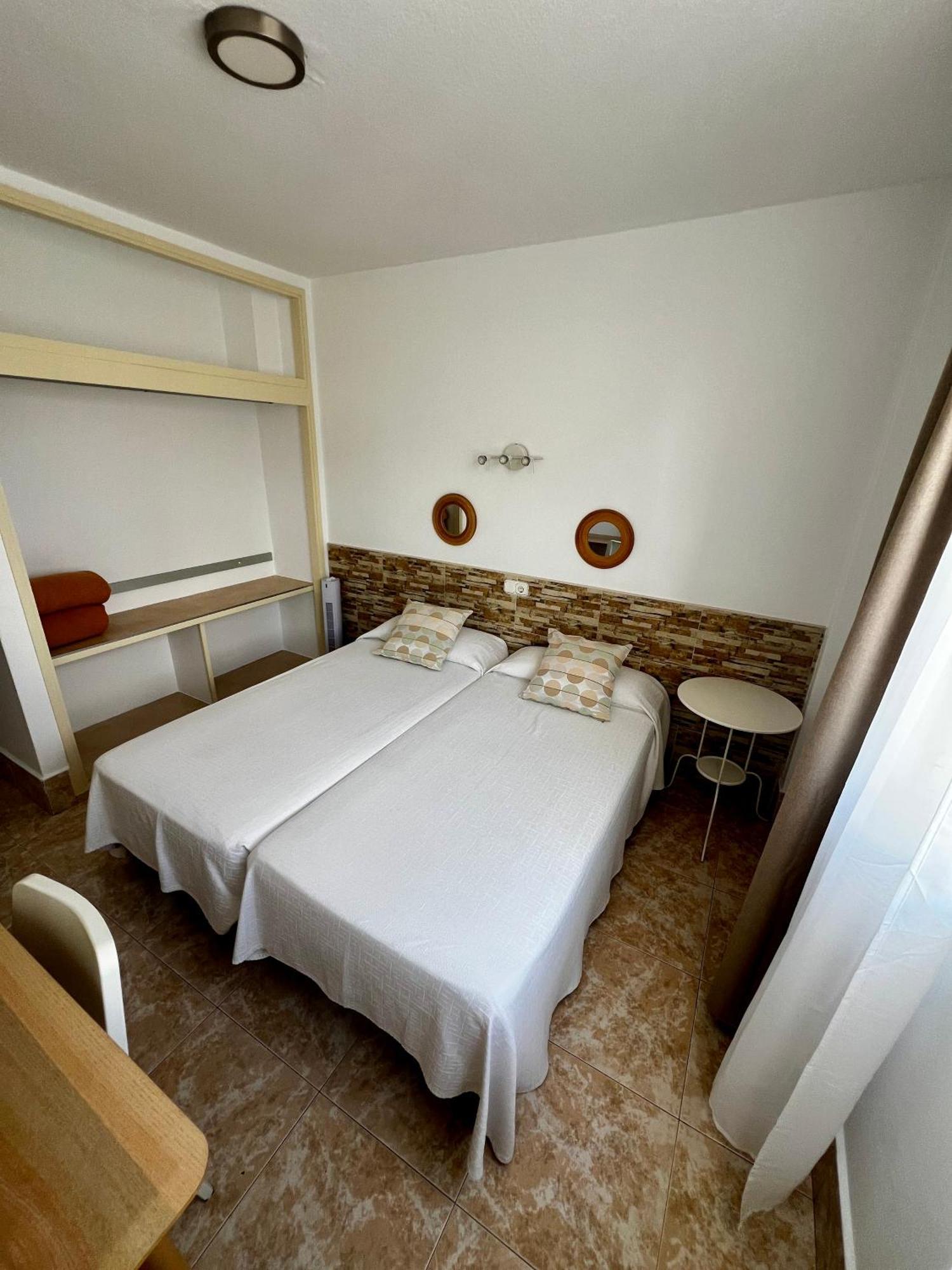 Hostal Residencia Cardona Arrecife (Lanzarote) Exterior foto