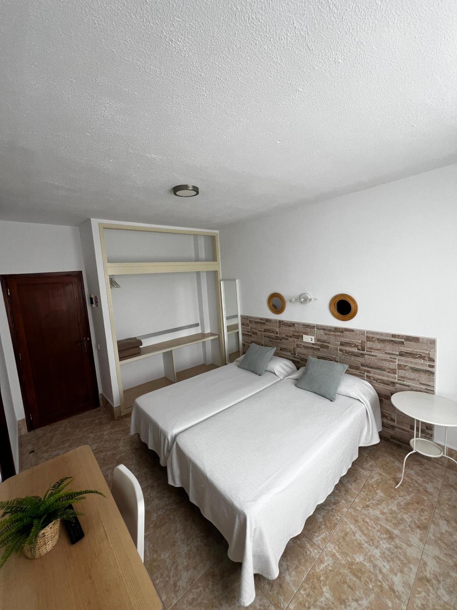 Hostal Residencia Cardona Arrecife (Lanzarote) Exterior foto